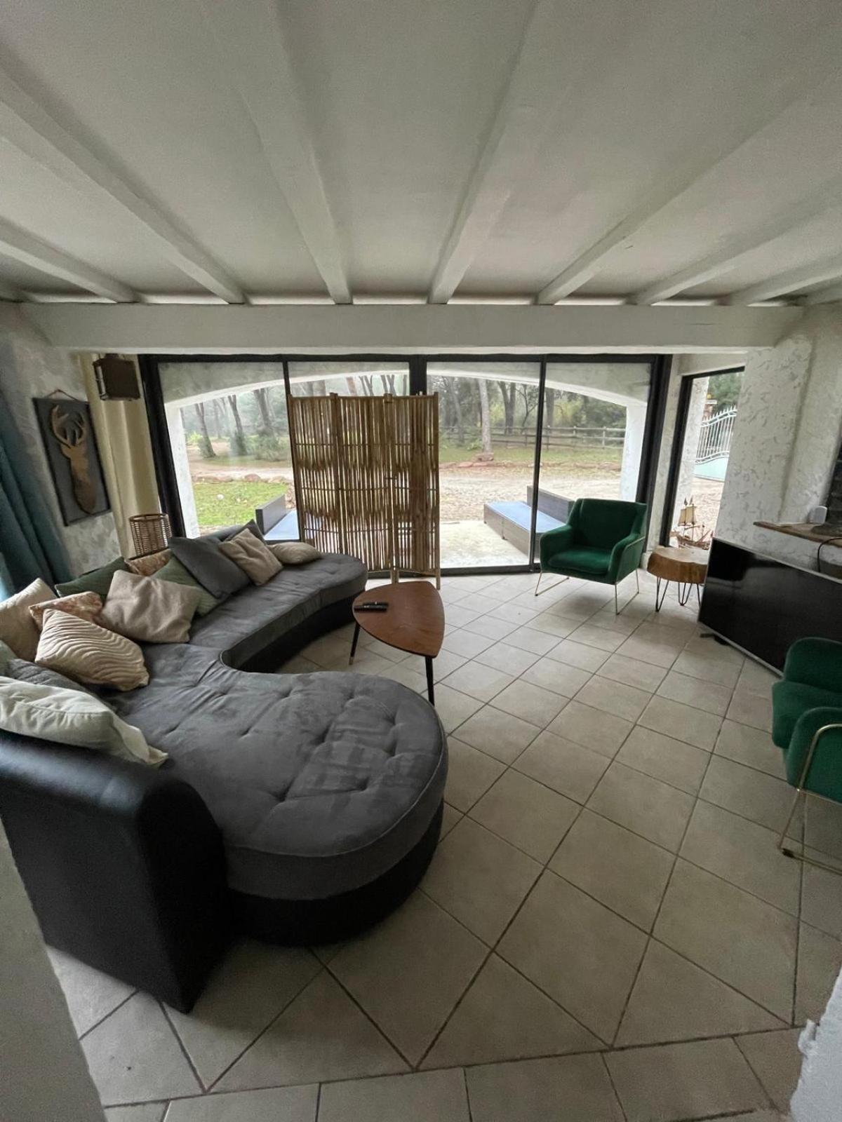 Residence Gabrielle Le Cannet Des Maures Exterior foto